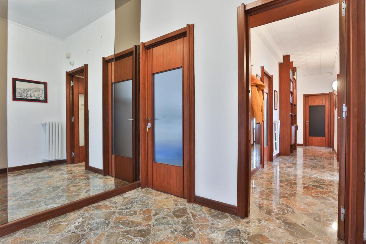 Salerno Irno Bright Apartment Bagian luar foto